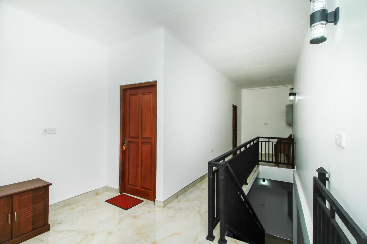 Ryan Residence & Restaurant Негомбо Екстер'єр фото